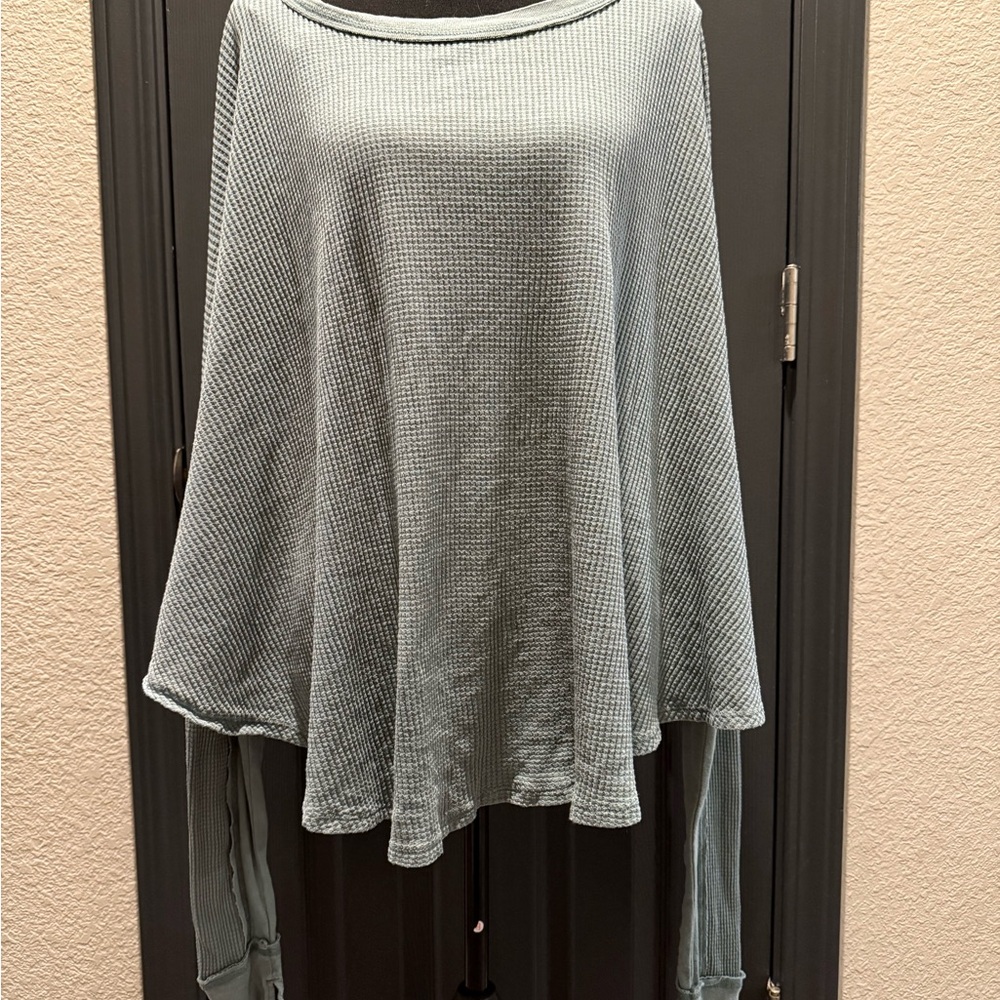 We The Free Light Blue Long Sleeve Top